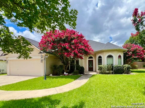 206 English Oaks Cir, Boerne, TX 78006
