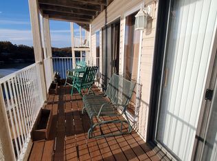 2 bedroom lakeview condo in Lake Ozark for rent, Lake Ozark, MO 65049