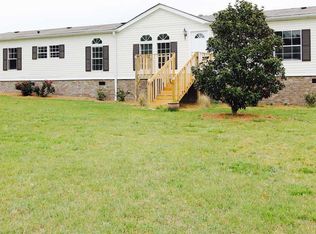 208 Babb Rd, Campobello, SC 29322