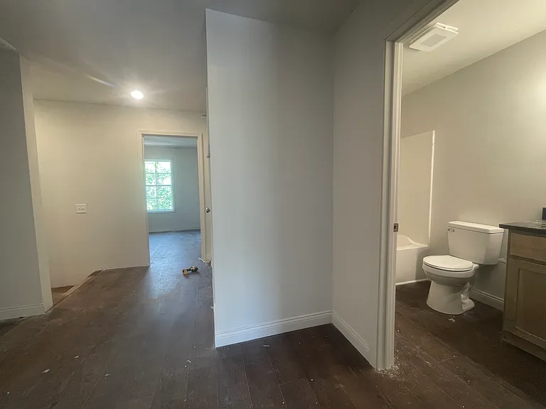 401 W 12th Ave #1 — Photo 9