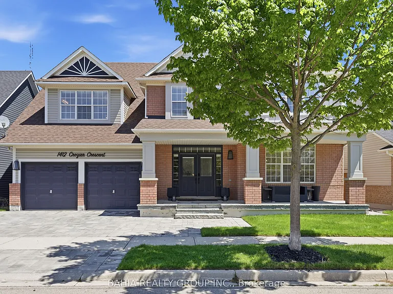 1412 Crozier Cres — Photo 1