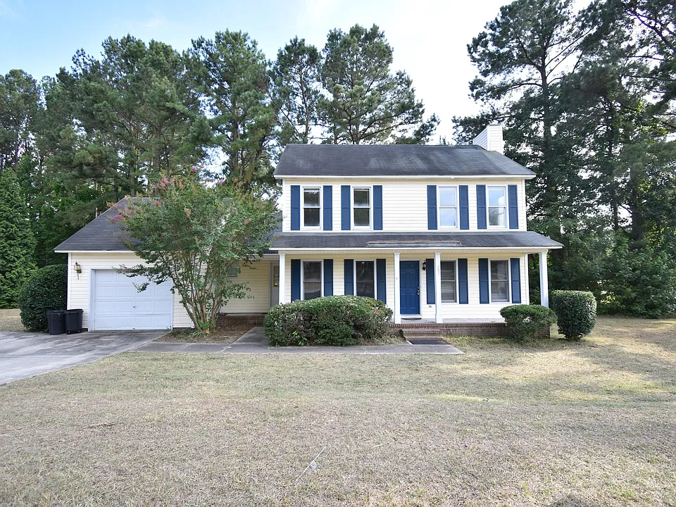 202 Cobblestone Ct