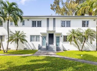 940 SW 2nd St #6, Miami, FL 33130