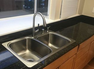 963 Eileen Ct, Rohnert Park, CA 94928