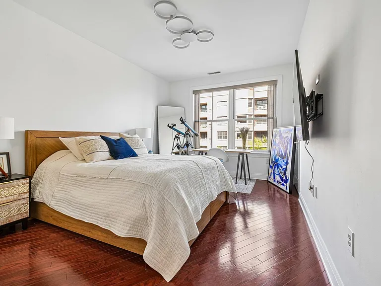 22 Avenue At Port Imperial #302 — Photo 18