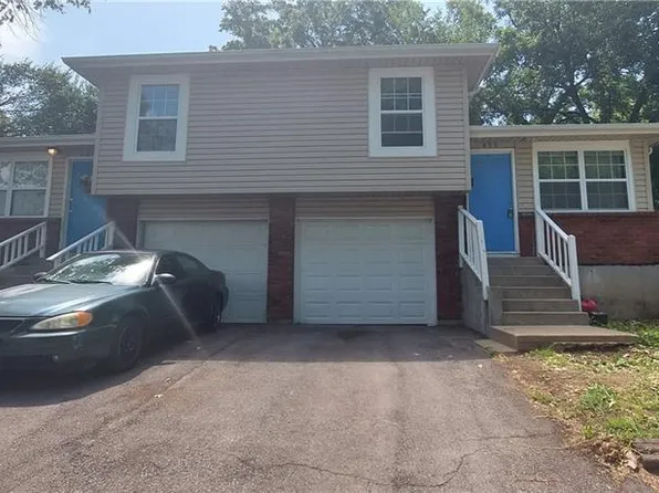 821-823 N Hamilton St, Olathe, KS 66061