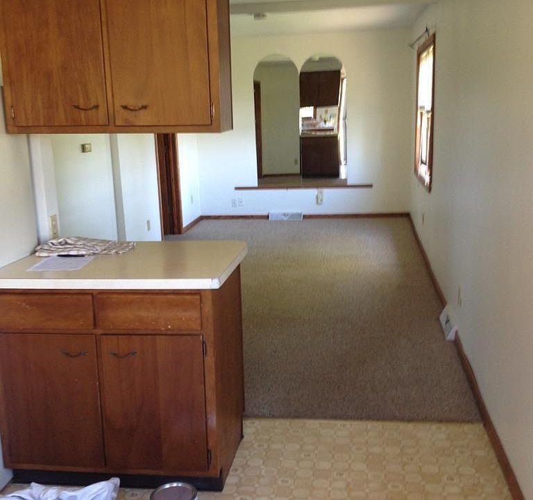 1st image of 3931 Reichert Rd