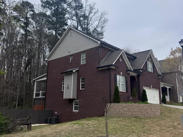 798 Pine Cove Dr, Lilburn, GA 30047