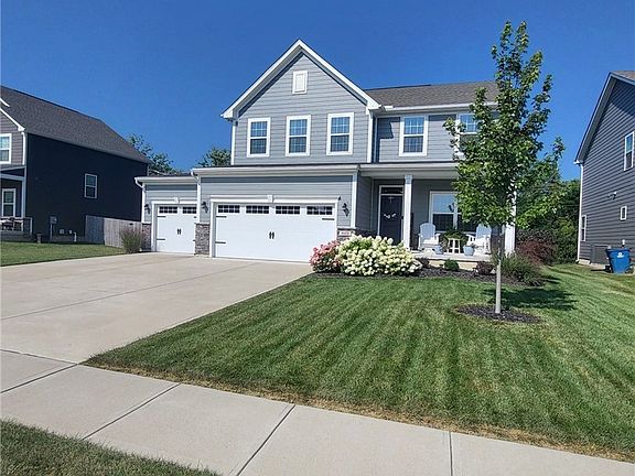 2nd image of 899 Cedar Grove Dr
