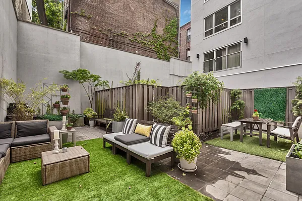 Sold by Douglas Elliman | media 18