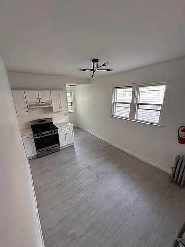 157 Hobson St Photo 1