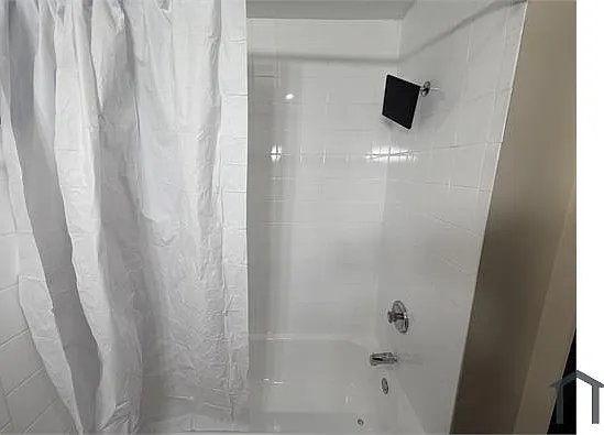 5334 W Madison St — Photo 7