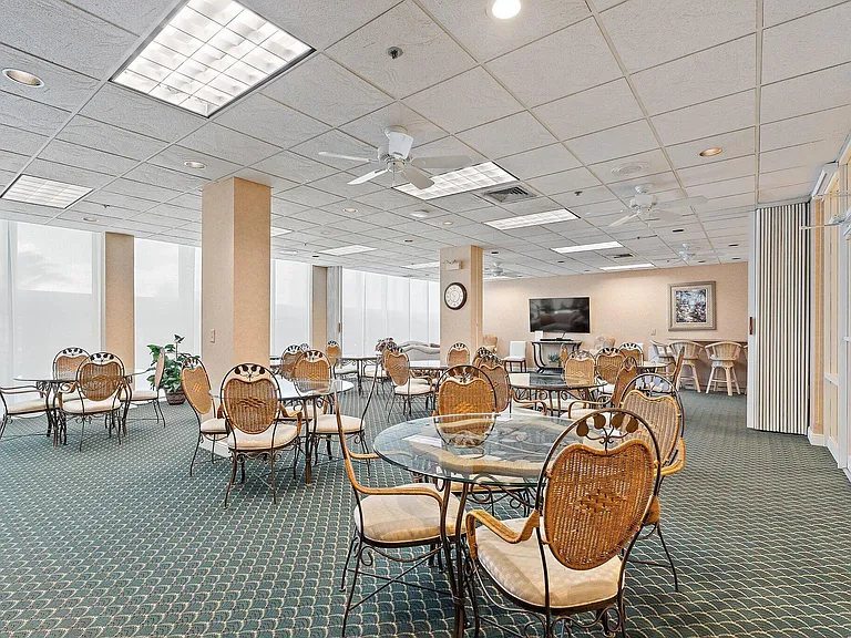 5440 N Ocean Dr #907 — Photo 46