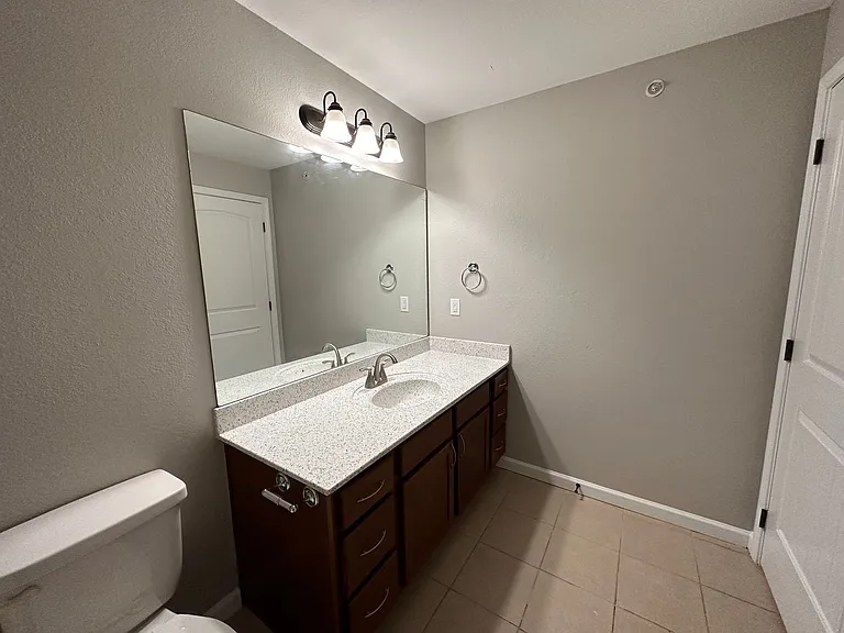 Maple Sunset Apartment Homes — Photo 35