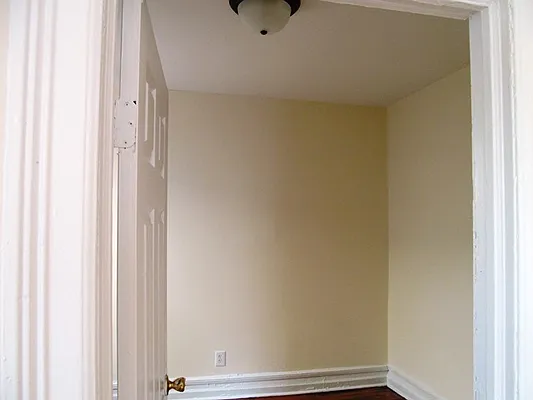 Rented by PMG Real Estate  | media 38