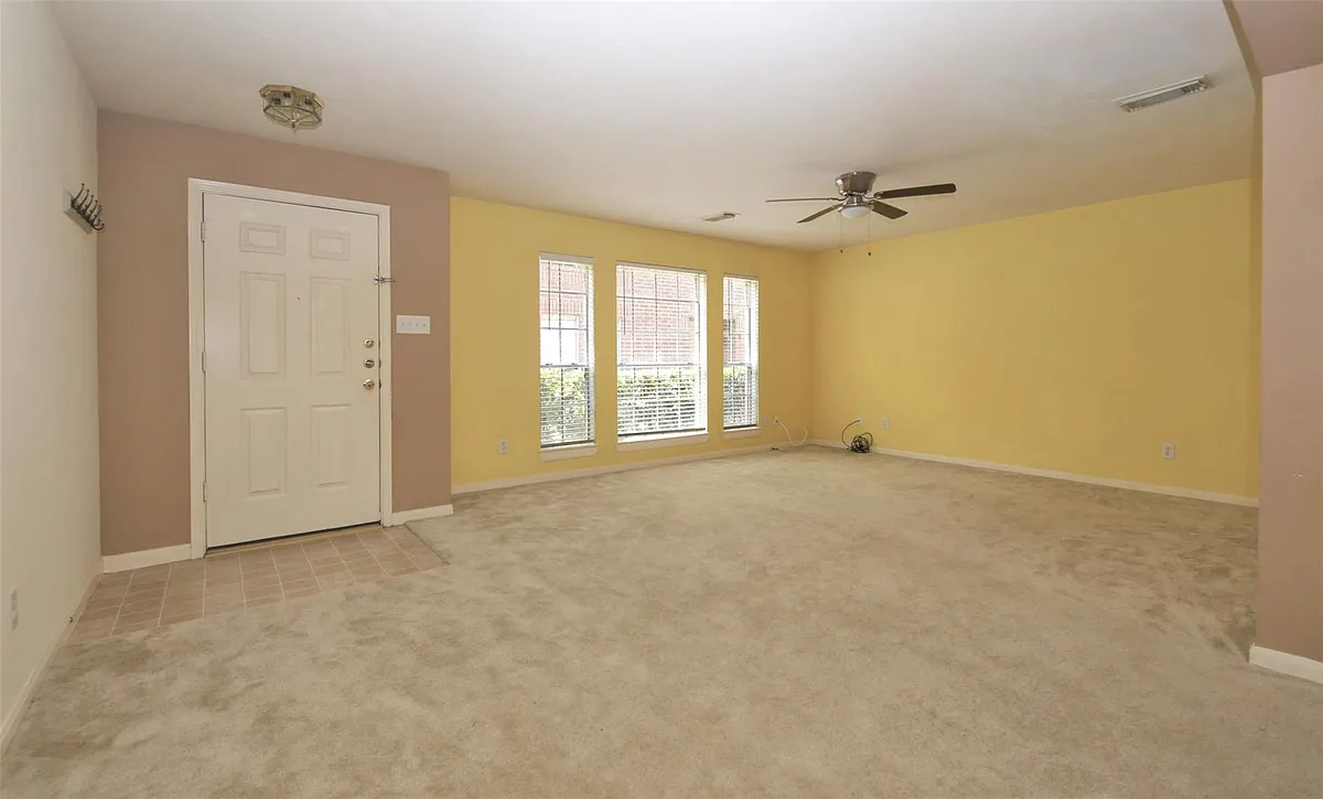 Building Photo - 11735 Alief Clodine Rd #22