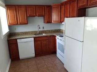 1011 Hilldale Dr, Royal Oak, MI