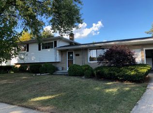 2100 Belaire Dr, Lansing, MI