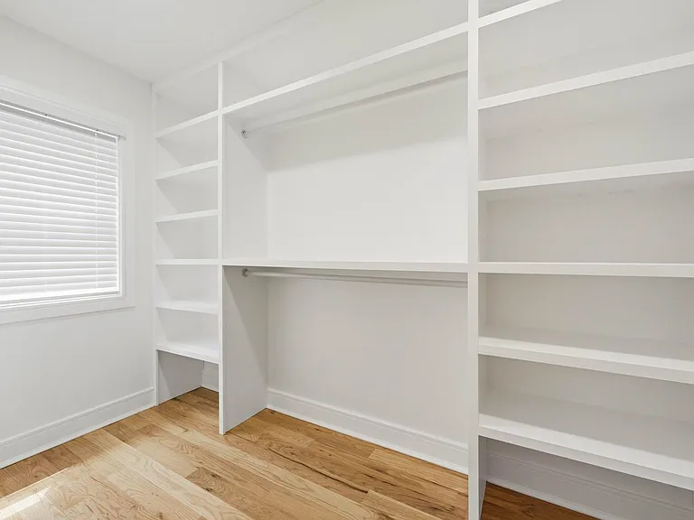 525 Washington St #1 — Photo 9