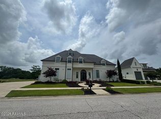 111 Belle Helene Ct, Lafayette, LA 70508