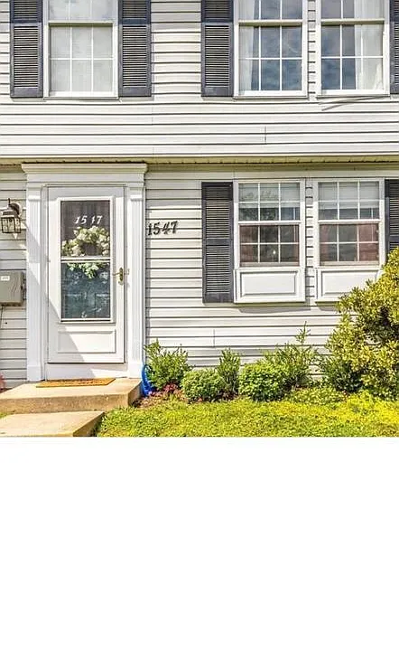 1547 Iris Ct