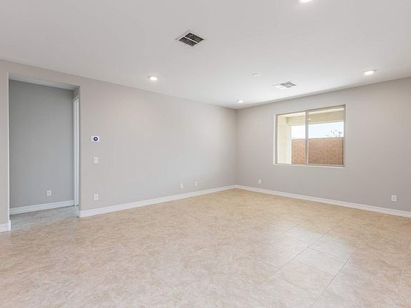 10113 E Wavelength Avenue - Jimson Floorplan - Spacious Greatroom