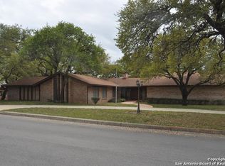 507 Ingram Rd, Devine, TX 78016