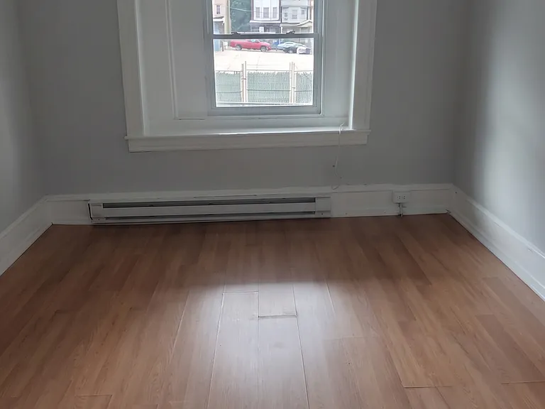 53 West Logan St. — Photo 13