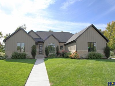 7501 Stevens Ridge Rd, Lincoln, NE, 68516