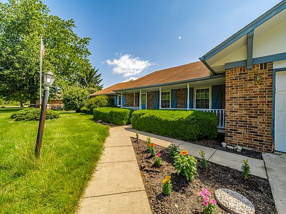 4th image of 2922 Harbur Blvd