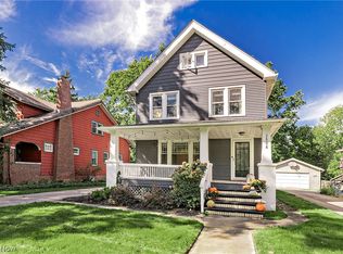 2588 Queenston Rd, Cleveland Heights, OH 44118
