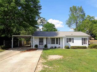 105 Cloverdale Rd, Atmore, AL 36502