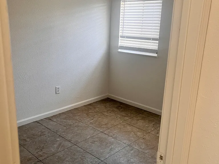 4796 E Holland Ave #7 — Photo 5