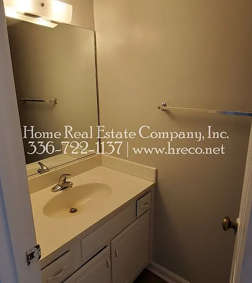 3600 Yarbrough Ave #5 — Photo 4