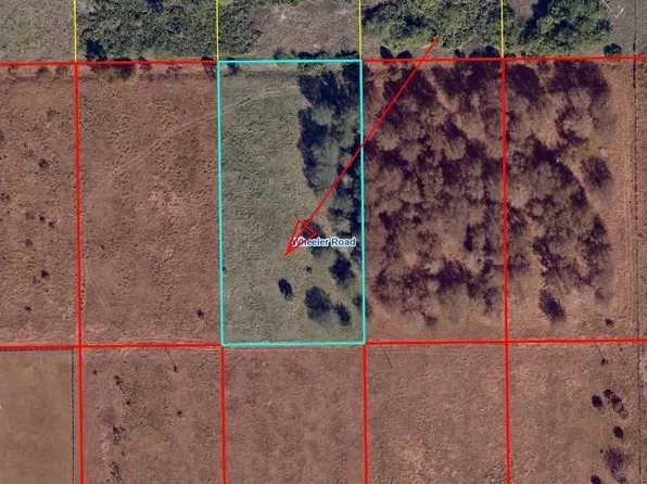 5th Pl, Labelle, FL 33935