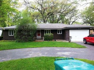 17770 Clyde Ave, Lansing, IL 60438