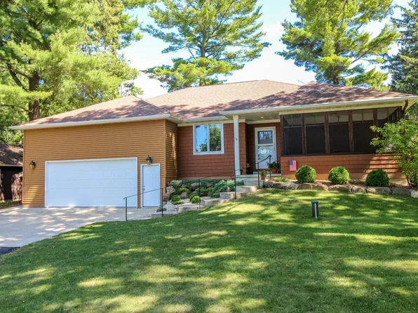 W9238 Ripley Rd, Cambridge, WI 53523