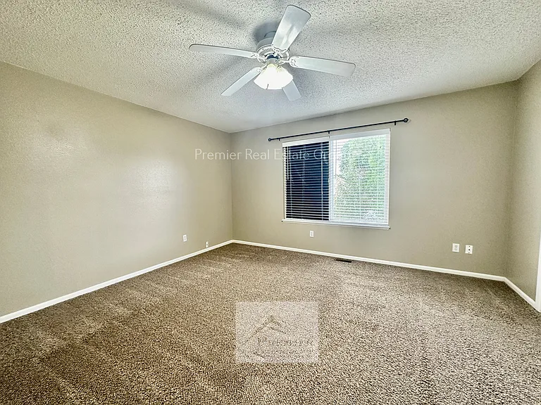 4394 Gunbarrel Dr — Photo 9