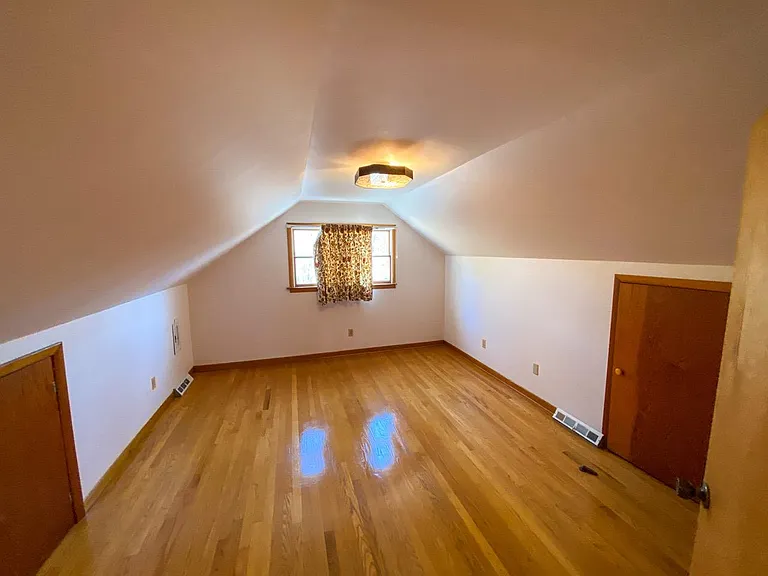10910 Harford Rd — Photo 10