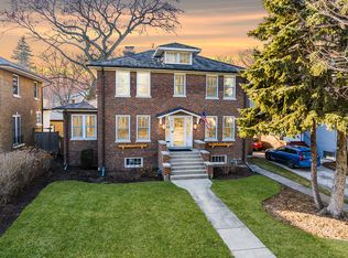 925 N Euclid Ave, Oak Park, IL