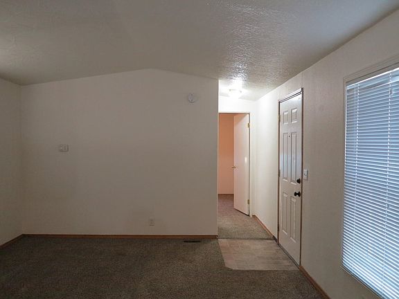 5th image of 840 W 1st St Trailer 23