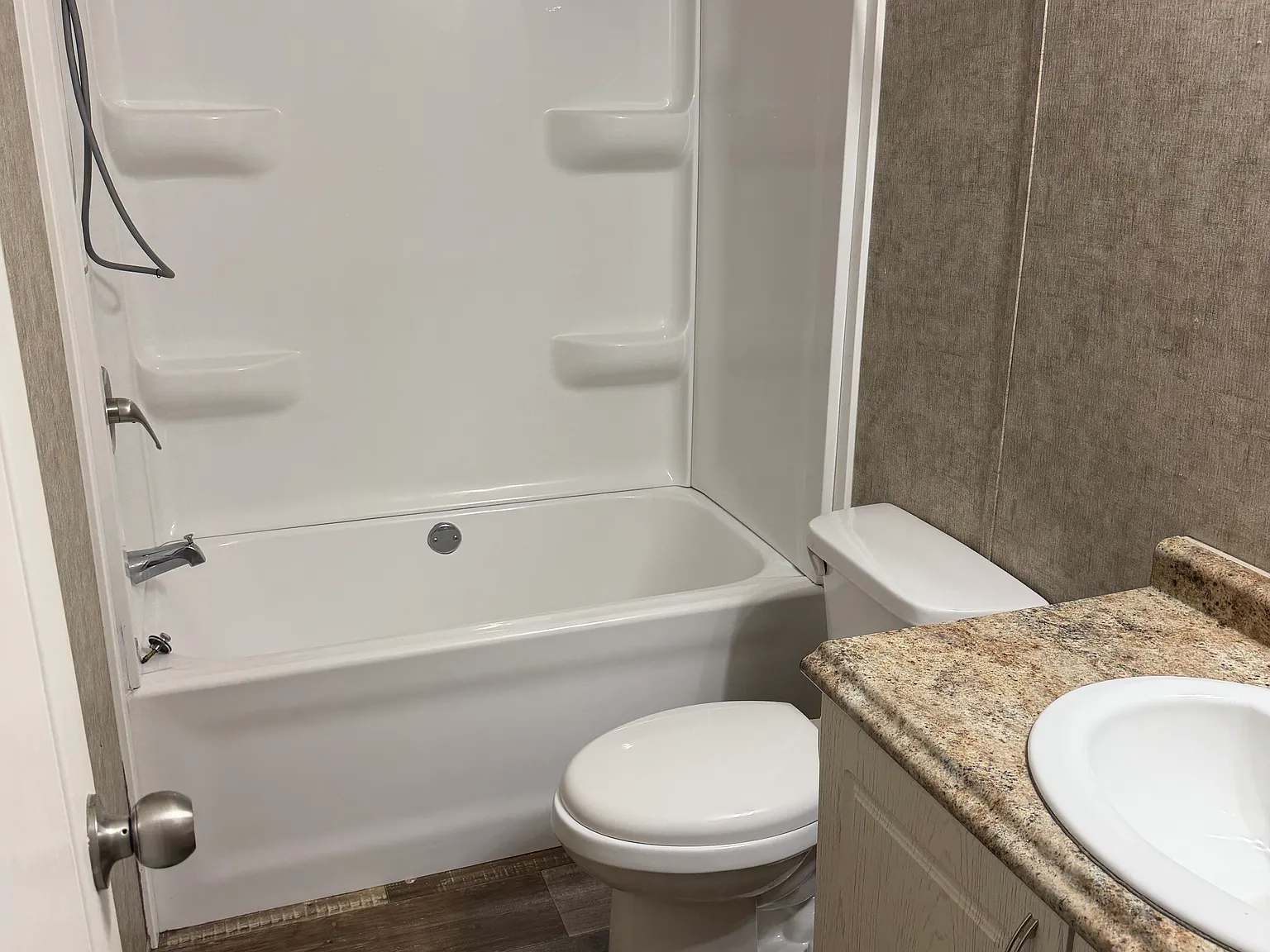 2 bed, 1248 sqft, $1,000 — Photo 3