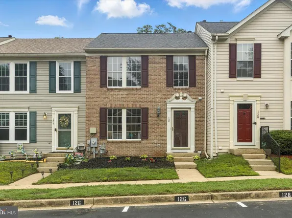 126 Foxview Dr, Glen Burnie, MD 21061