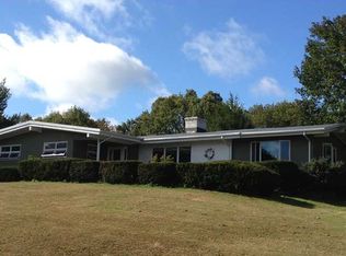 1 Barway Ln, Cumberland, RI 02864