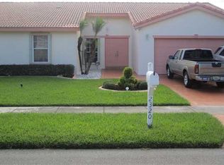 2320 W Lake Miramar Cir, Miramar, FL 33025