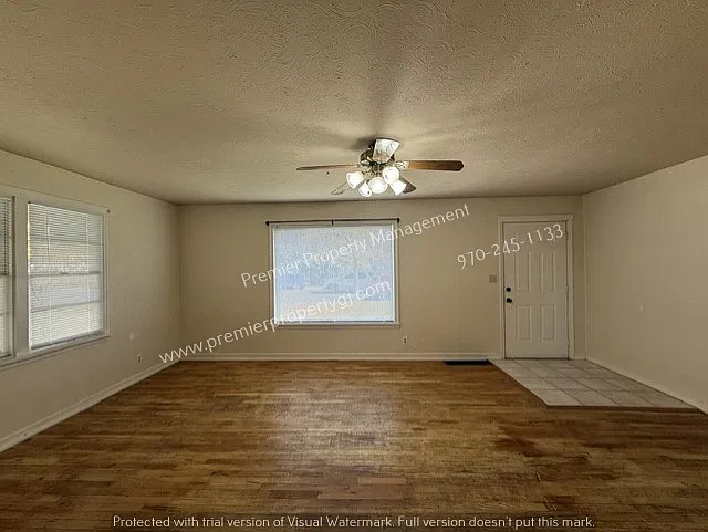 3 bed, 2.0 bath, $1,600 — Photo 4