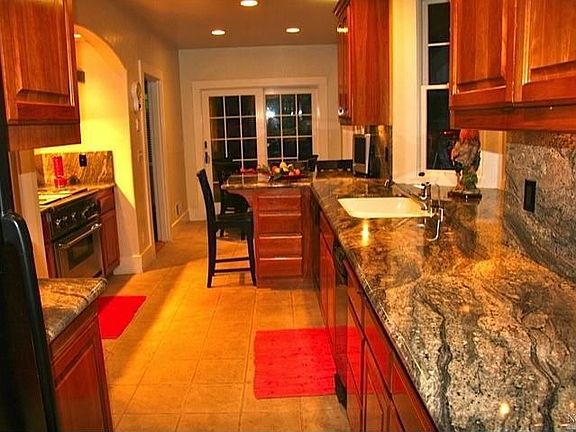 2nd image of 208 Laurel Ave