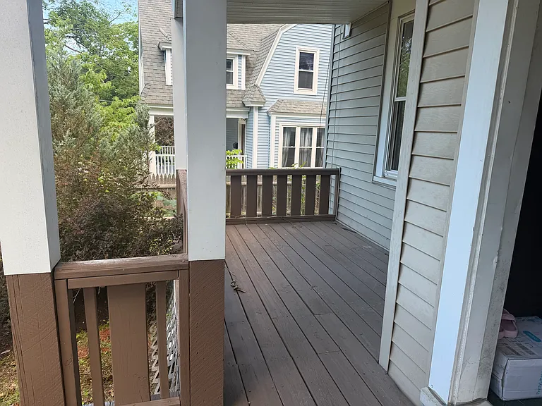 37 Abbott St — Photo 11