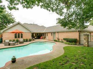 2208 Pine Thicket Ln, Bedford, TX 76021