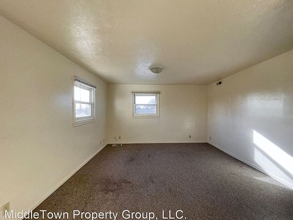 4th image of 9009 W Jackson St #11681500